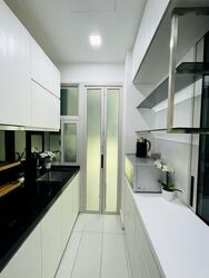 West Coast Drive (D5), Terrace #575296521